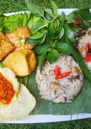 Foto resep Nasi liwet teri dan jantung
