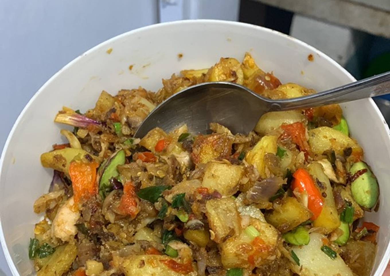 Kentang tongkol pete