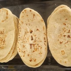 A picture of Naan.