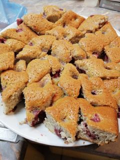 Meggyes vizes piskóta recept fotója