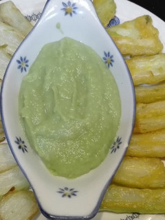 Una foto de Pencas de coliflor fritas