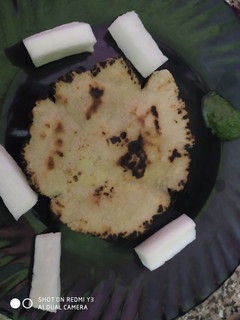 चावल की रोटी (Chawal ki roti recipe in Hindi) रेसिपी मुख्य फोटो
