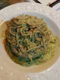 Paglia e fieno integrali con vellutata di broccoli acciughe pecorino romano e mandorle
