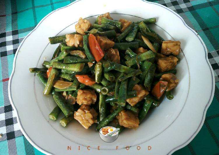 Tumis kacang panjang