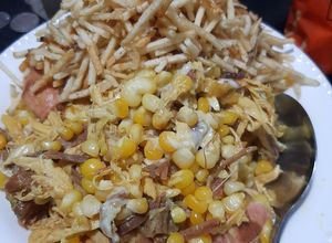Una foto de Mazorcada de pollo y res