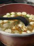 Sup fishball dan cendawan enoki