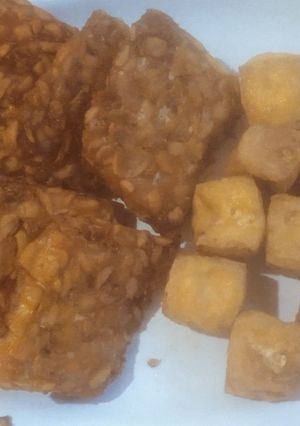 Foto resep Tahu tempe goreng bumbu ulek