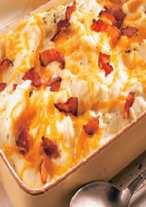 A picture of Mashed Potato Casserole.