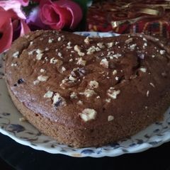 A picture of Banana walnut cake.