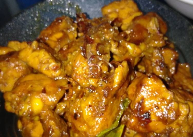  Resep Ayam kecap daun jeruk   oleh Gusti Maulina Cookpad