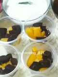 Es Puding Hunkwe Kombinasi Ubi dan Agar Coklat