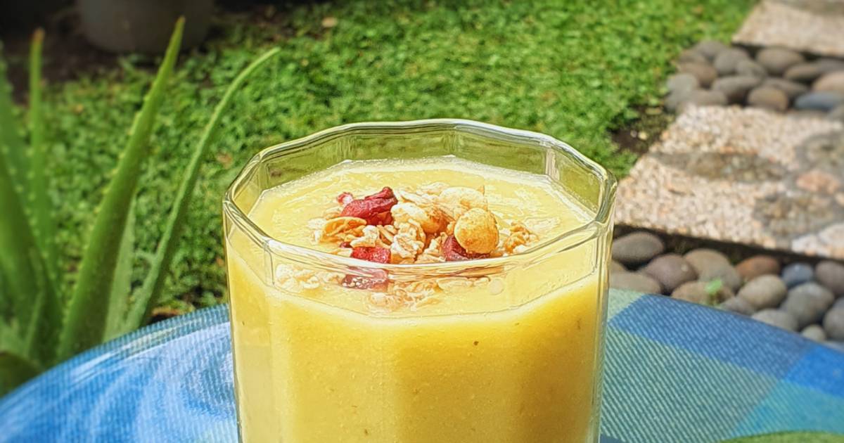 Resep Smoothie Pisang Dan Alpukat Oleh Giacinta Permana Cookpad