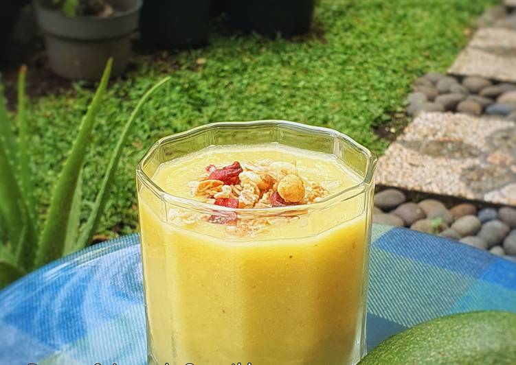 Cara bikin Smoothie Pisang dan Alpukat  Anti Gagal