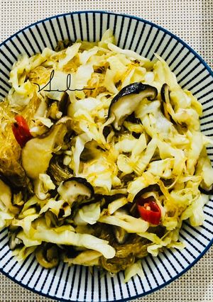 高麗菜炒冬粉/10分鐘 的食譜成品照片