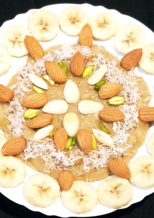A picture of Banana Rajgira Sheera.