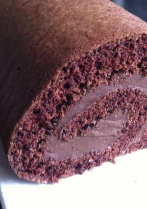 A picture of Cocoa Butter Beans Roll Cake.