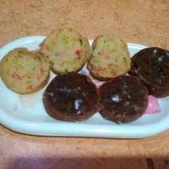 A picture of Eggless cake chocolate & vanilla.