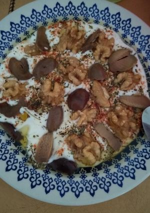 Una foto de Ensalada de yogurt natural
