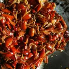 รูปของ Tumis kulit melinjo plus terii pedaass mantaap