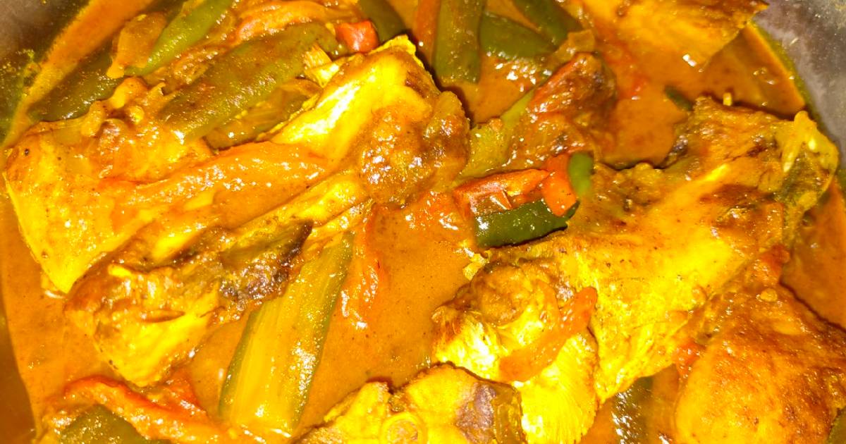 Fish curry with brinjal Recipe by Riya Chakraborty Cookpad