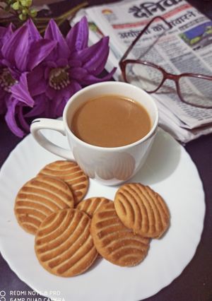 जिंजर टी (ginger tea recipe in Hindi) रेसिपी मुख्य फोटो