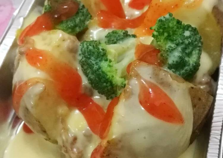 Resep Baked Potato Broccoli &amp; Cheese ala Wendy&#39;s Anti Gagal