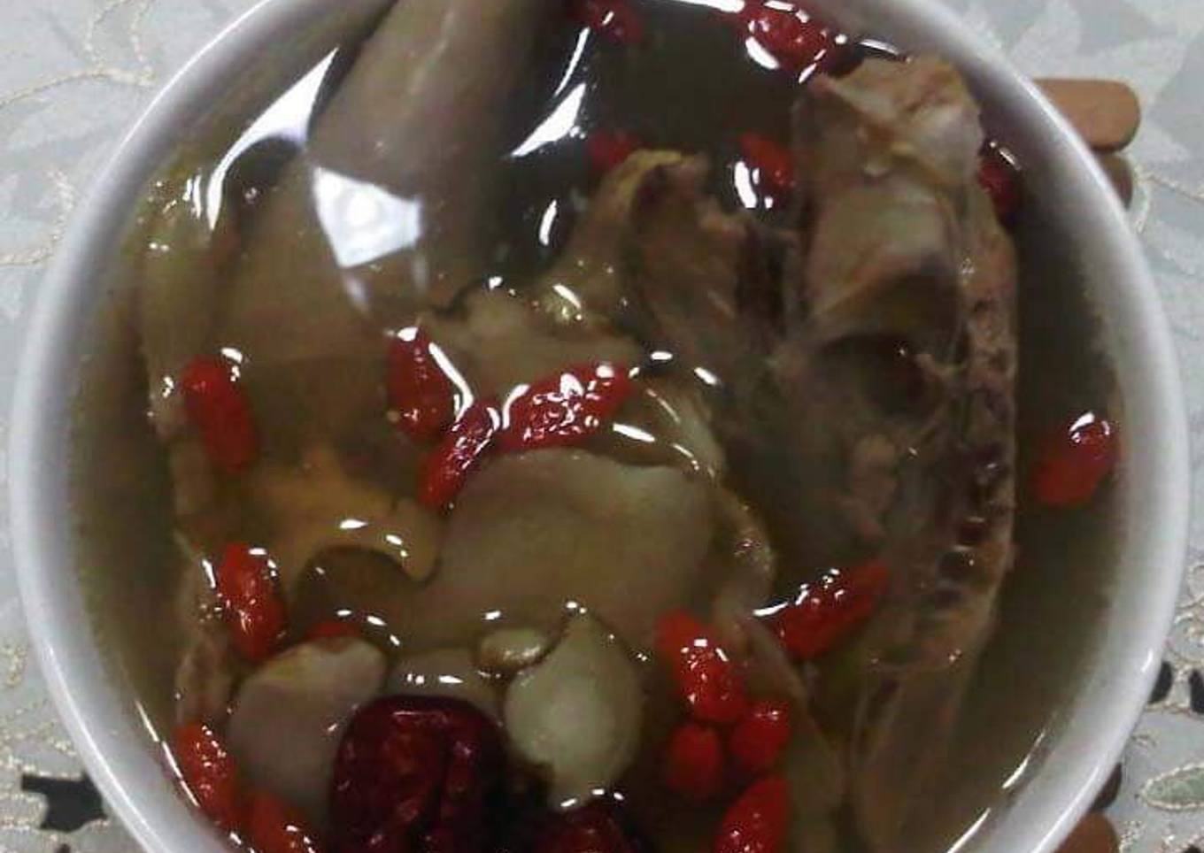 Herbal Chicken Soup (Sup Ayam Herbal)
