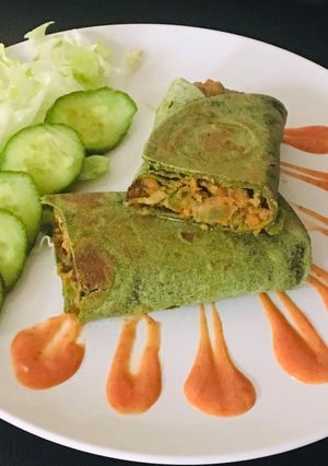 A picture of Spinach veggies wrap.