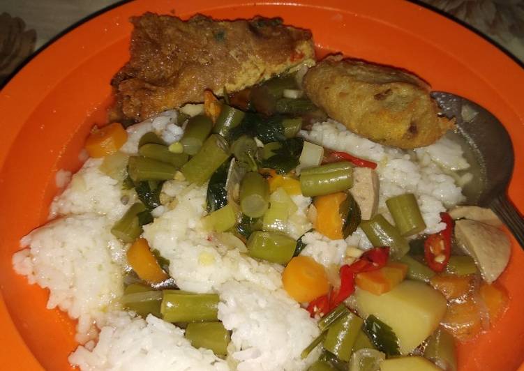 Sup pedas hemat ala anak kost