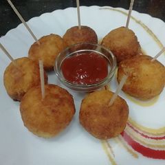 A picture of Poha Potato balls.