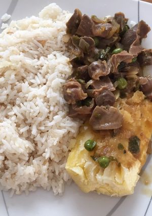 Una foto de Mollejitas al ajo receta trujillana