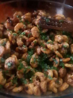 Una foto de Camarones al ajillo