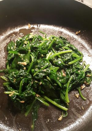 Foto resep Tumis Bayam/ Sautéed Spinach