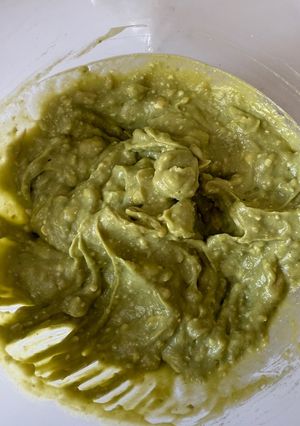 Una foto de Dip queso azul y aguacate