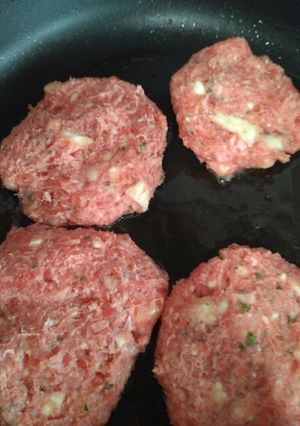 Una foto de Hamburguesas con rulo de cabra/vaca
