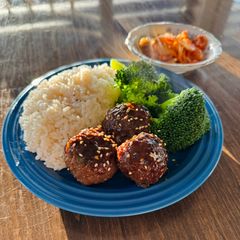 A picture of Cheese stuffed Tteok Kalbi (떡갈비).