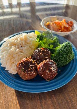 A picture of Cheese stuffed Tteok Kalbi (떡갈비).