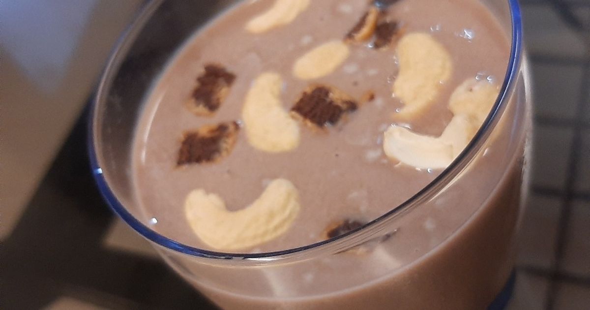 Cold Cocoa Recipe by Komal Shah - Cookpad