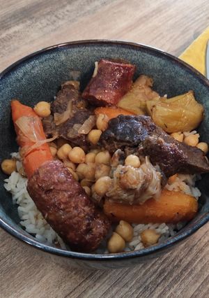 Une photo de Puchero ou pot au feu à l'espagnol