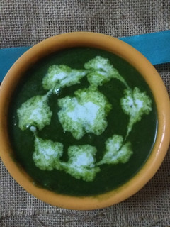 पालक सूप (Palak soup recipe in Hindi) रेसिपी मुख्य फोटो