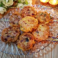 A picture of Tawa Aloo tikki.