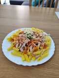 Pasta Penne con Salsa Pomodoro y Pollo