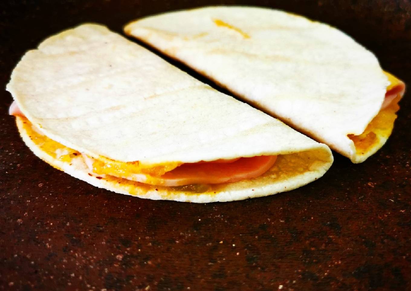Quesadilla de Jamón y sofrito