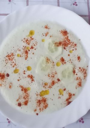 Una foto de Crema de pepino con manzana y yogur