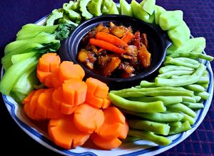 Hình của món Kho quẹt tóp mỡ.