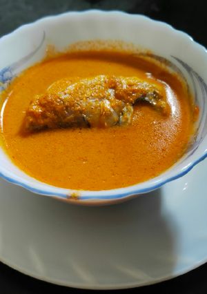 A picture of Fish curry.