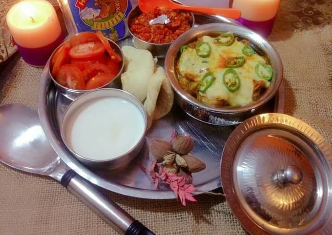 Recipe of Super Quick Homemade Darbari CHEESE Chicken Handi