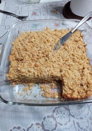 Una foto de Tarta de coco integral con dulce de leche y pasta de maní