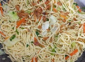 Foto resep Mie goreng hajatan dengan bumbu jahe & pala