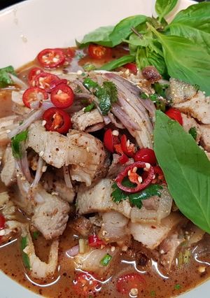 รูปของ น้ำตกสามชั้น(pork belly)